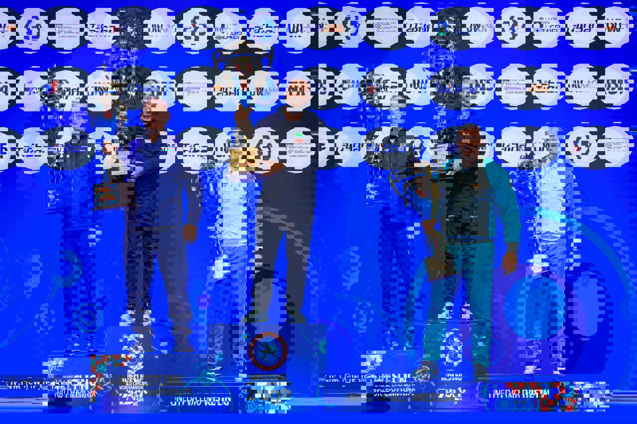 2229173