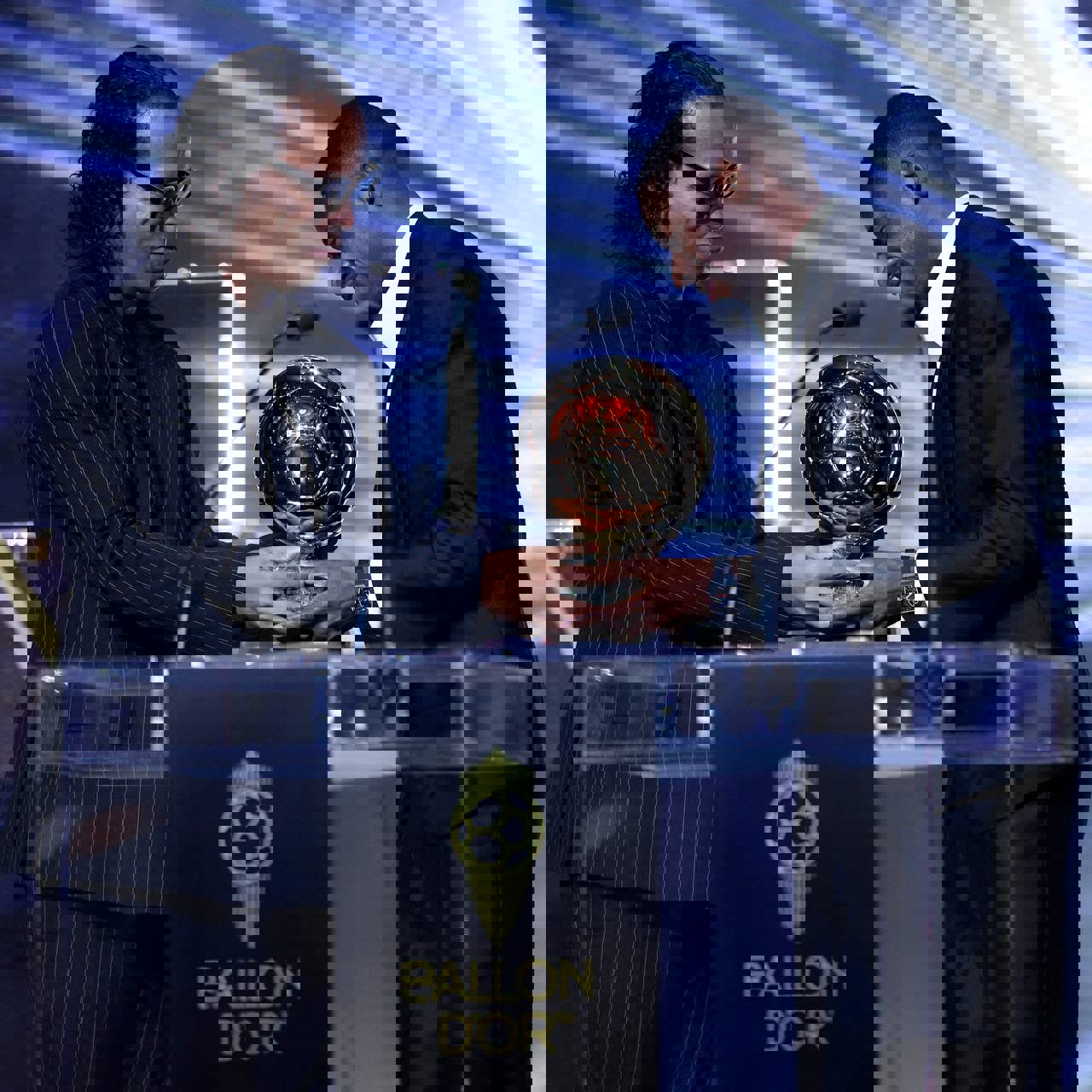 2229512