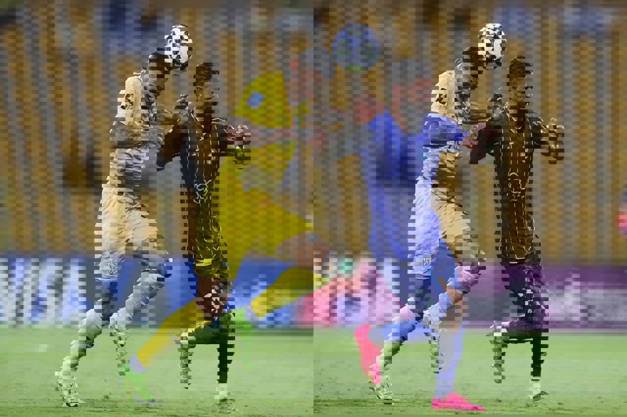 2229676