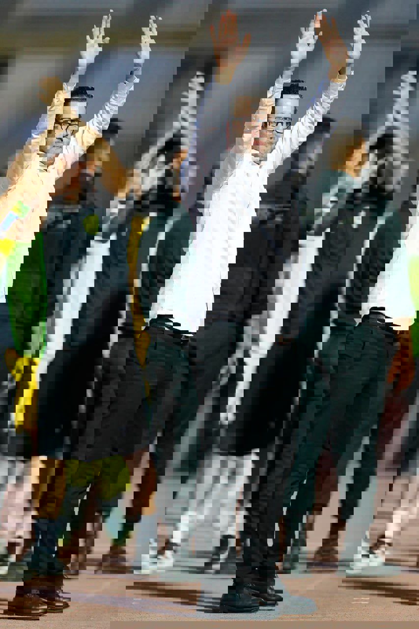 2229697