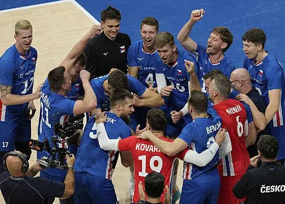 جمهوری چک با سرویس به ایران رسید