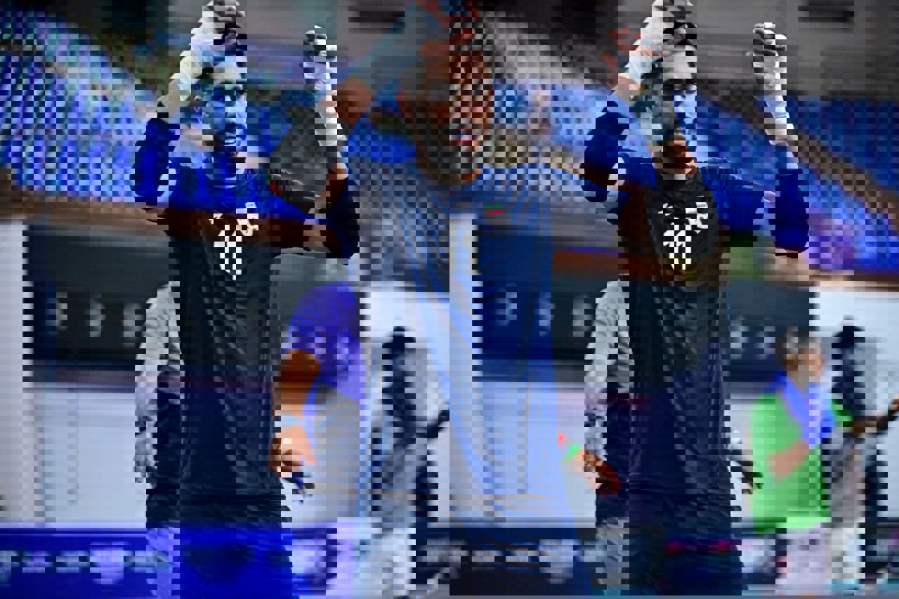 2229806