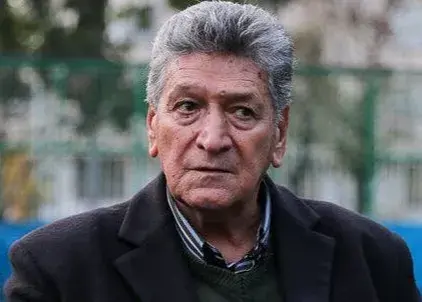 ستاره اسبق استقلال و تیم ملی بستری شد