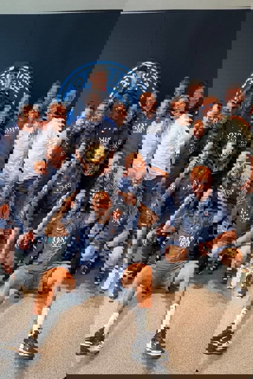 2229823