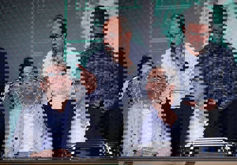 2230043