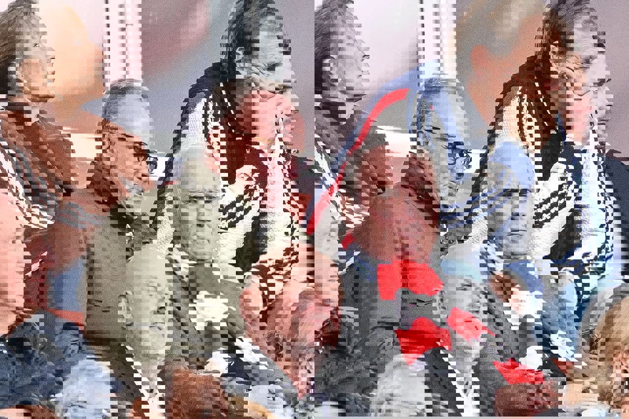 2230232