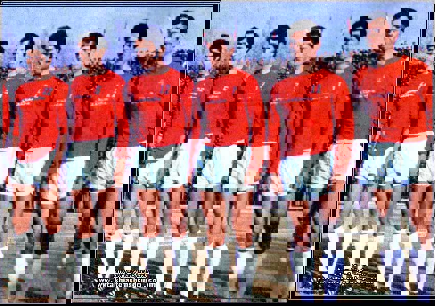 2230404