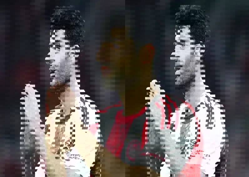 2230598