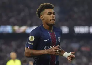 یونایتد باید رونالدوی جوان را از پی‌اس‌جی را بخرد!