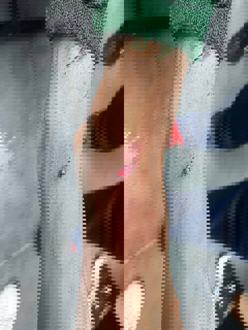 2230923