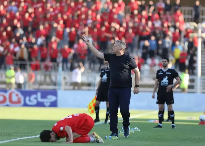 مدعیان لیگ صدر را به تراکتور تعارف کردند!