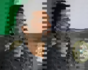 حسینی در ورزشگاه محبوب برگشت! (عکس)