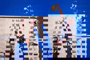 ٢۵بر ۱۰: از فینال قهرمانی جهان بعید بود 