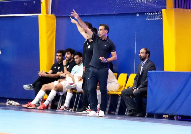 کهکشانی‌های فوتسال بدون مربی در دیدار پایانی