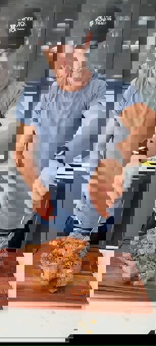 2231831