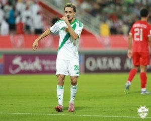 توقف قهرمان آسیا پس از هشت برد متوالی