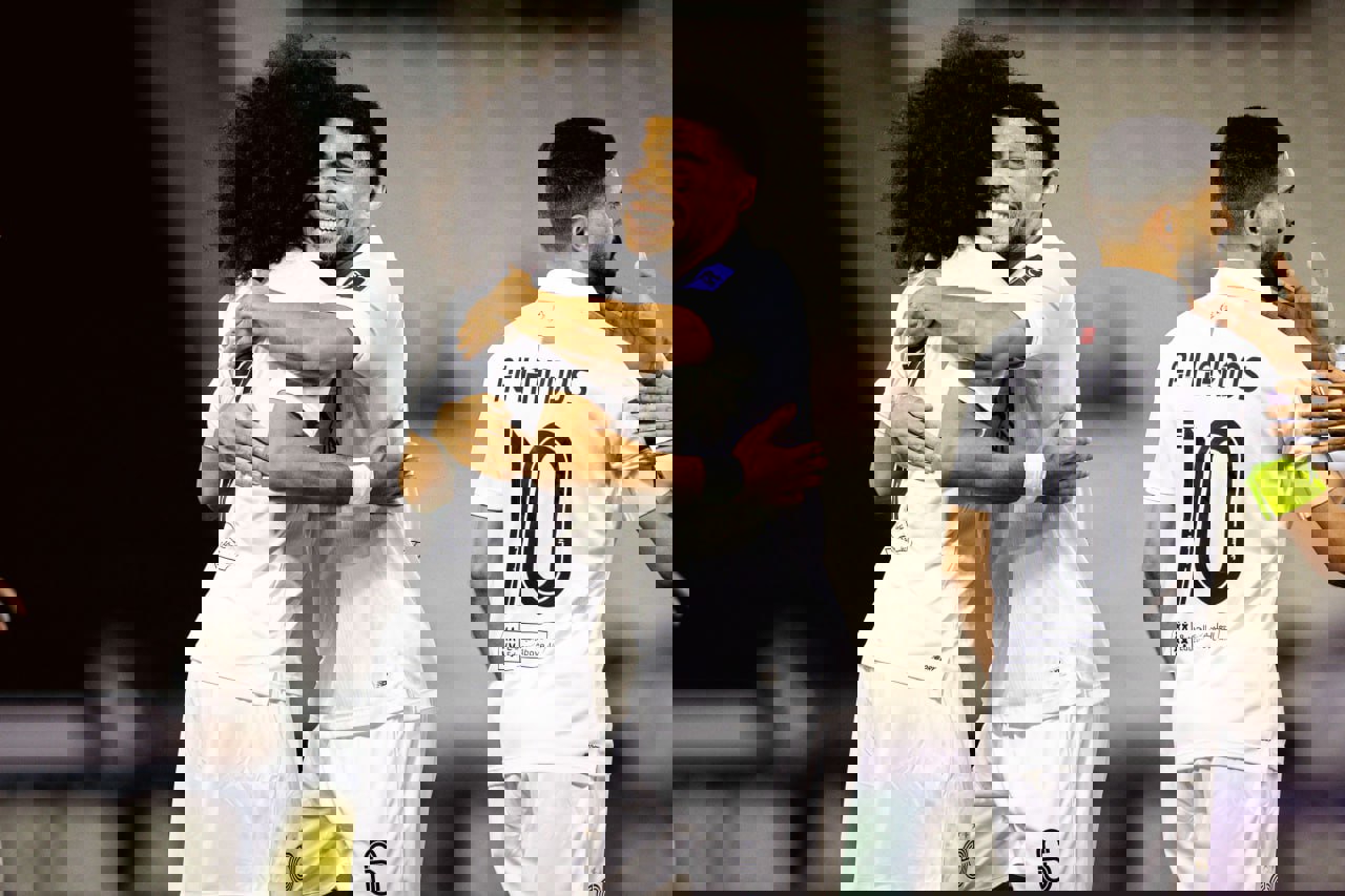 2232598