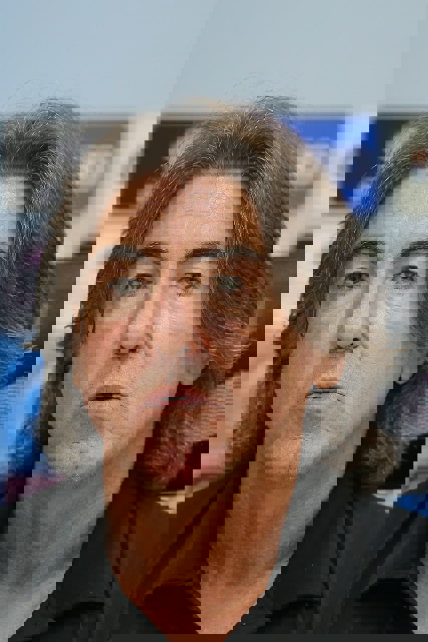 2232411