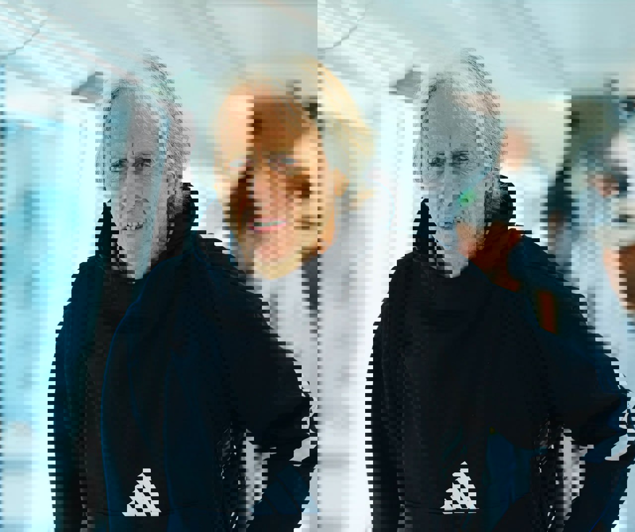 2232453