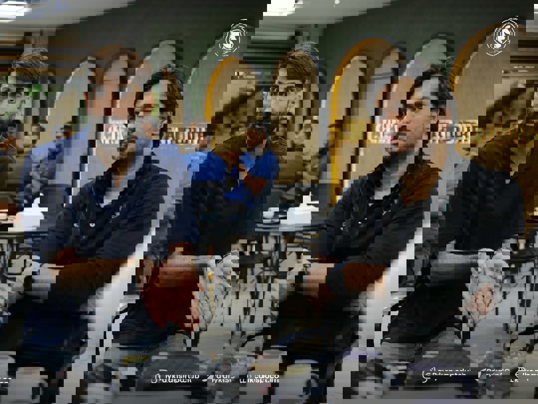 2233255