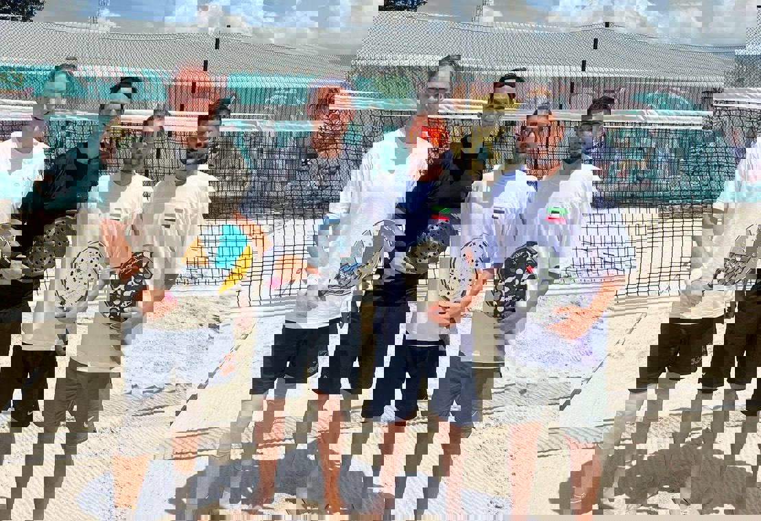 2233228
