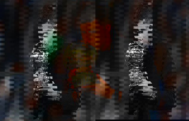 2233383