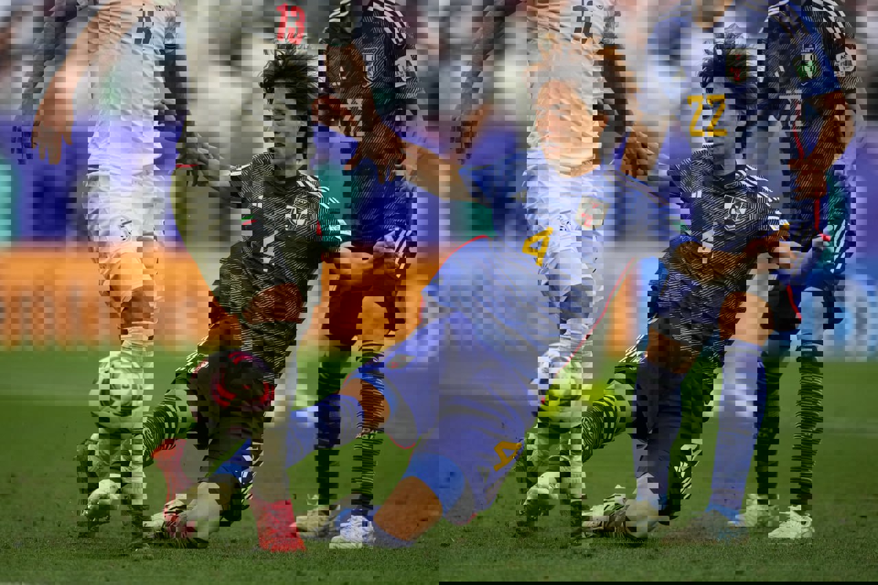 2233522