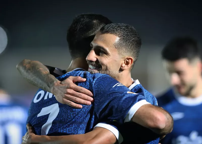 گزارش زنده: پرسپولیس صفر - گل‌گهر 1