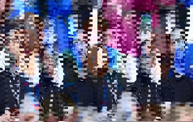 2233703