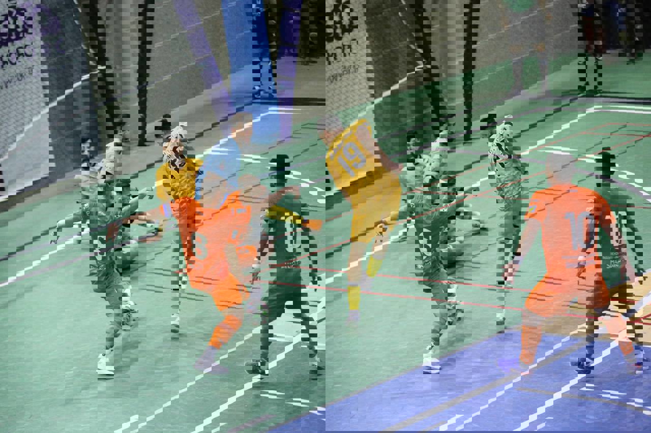 2233613
