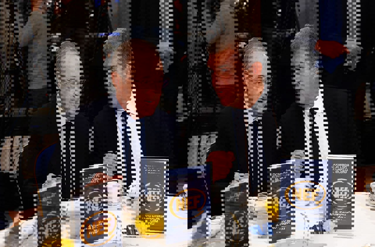 2233609