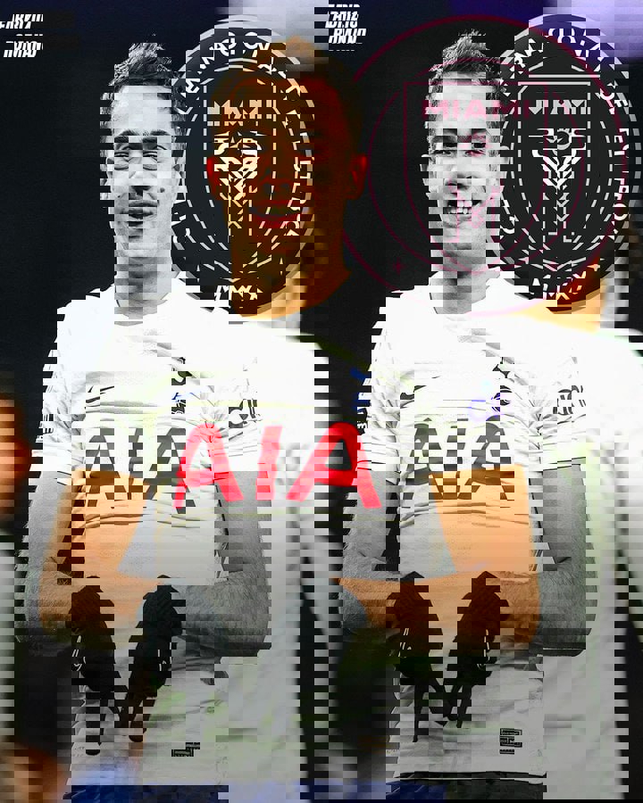 2233774