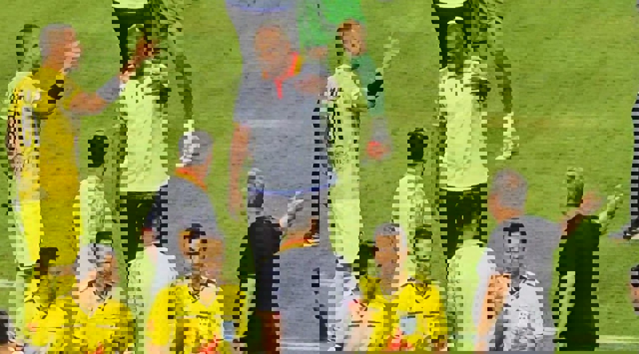 2234082
