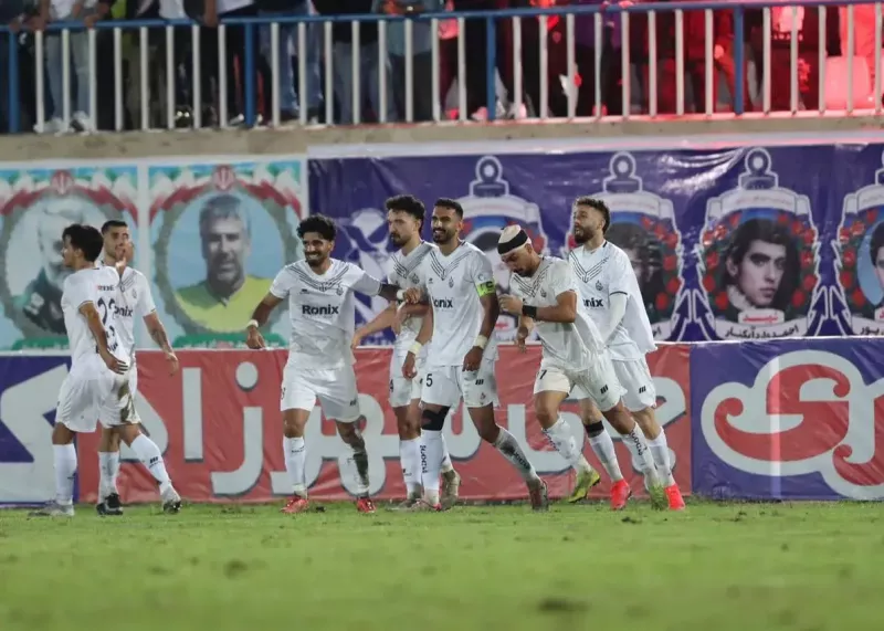 ملوان با دو سر شکسته ۳ امتیاز را برد