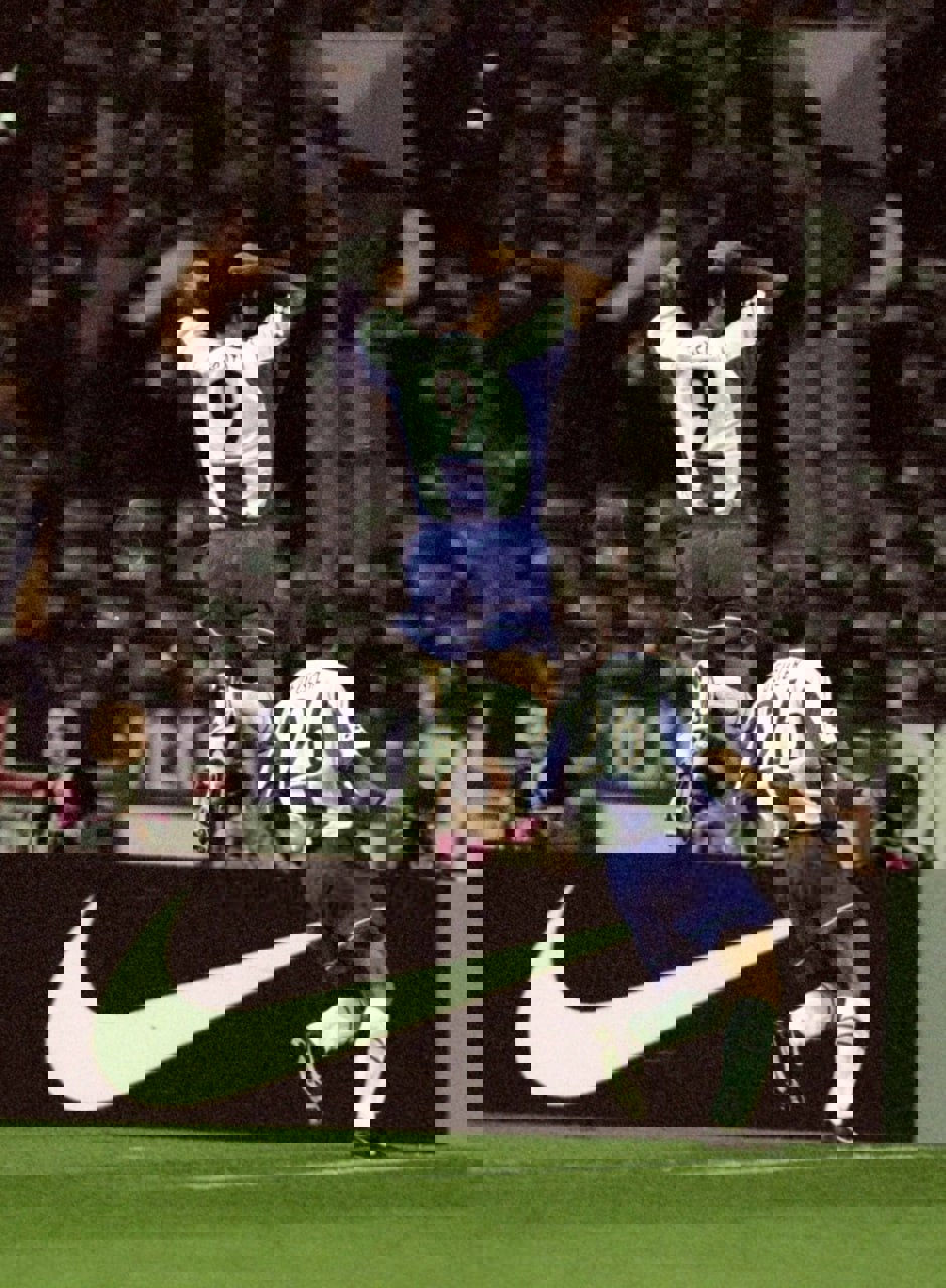 2233893