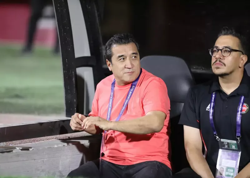 خداداد: شما باور می‌کنید من تماشاگران را راه ندهم؟