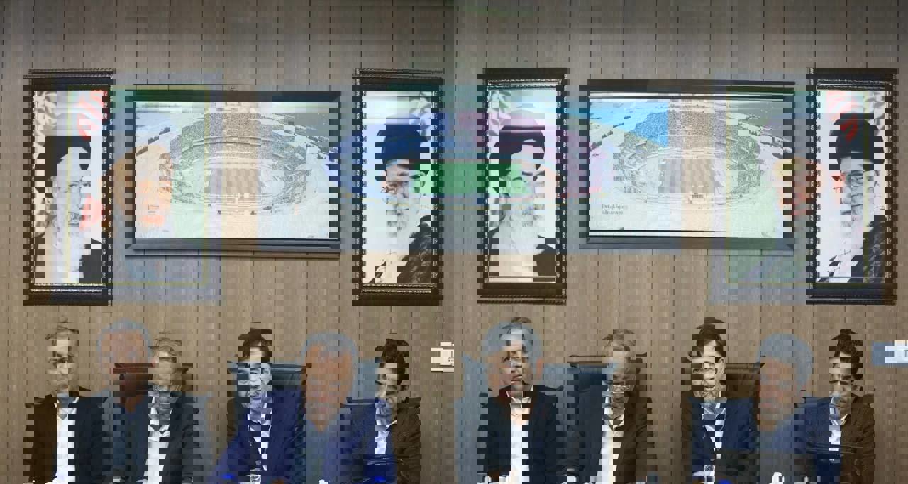 2244324