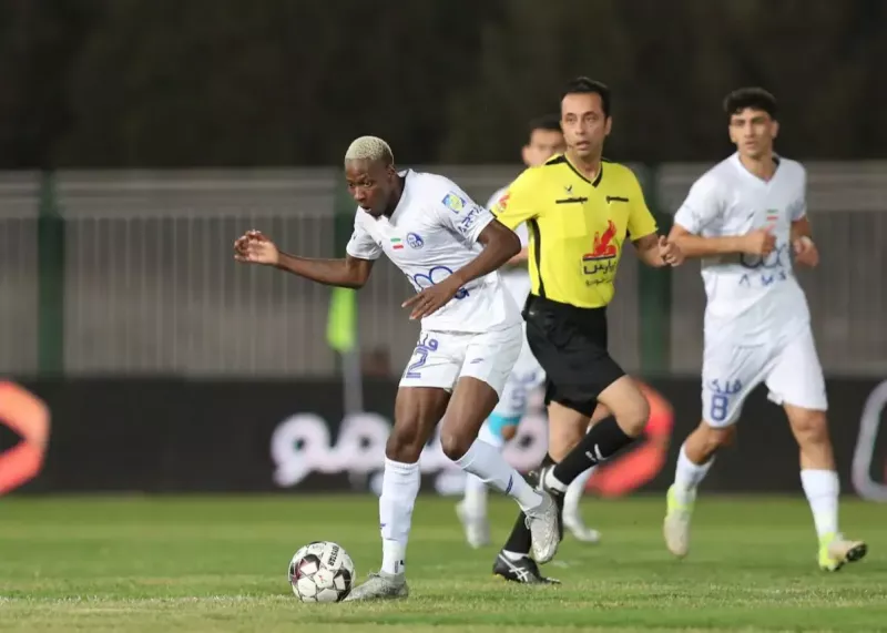 وینگر خبرساز استقلال مجوز تمرین گرفت