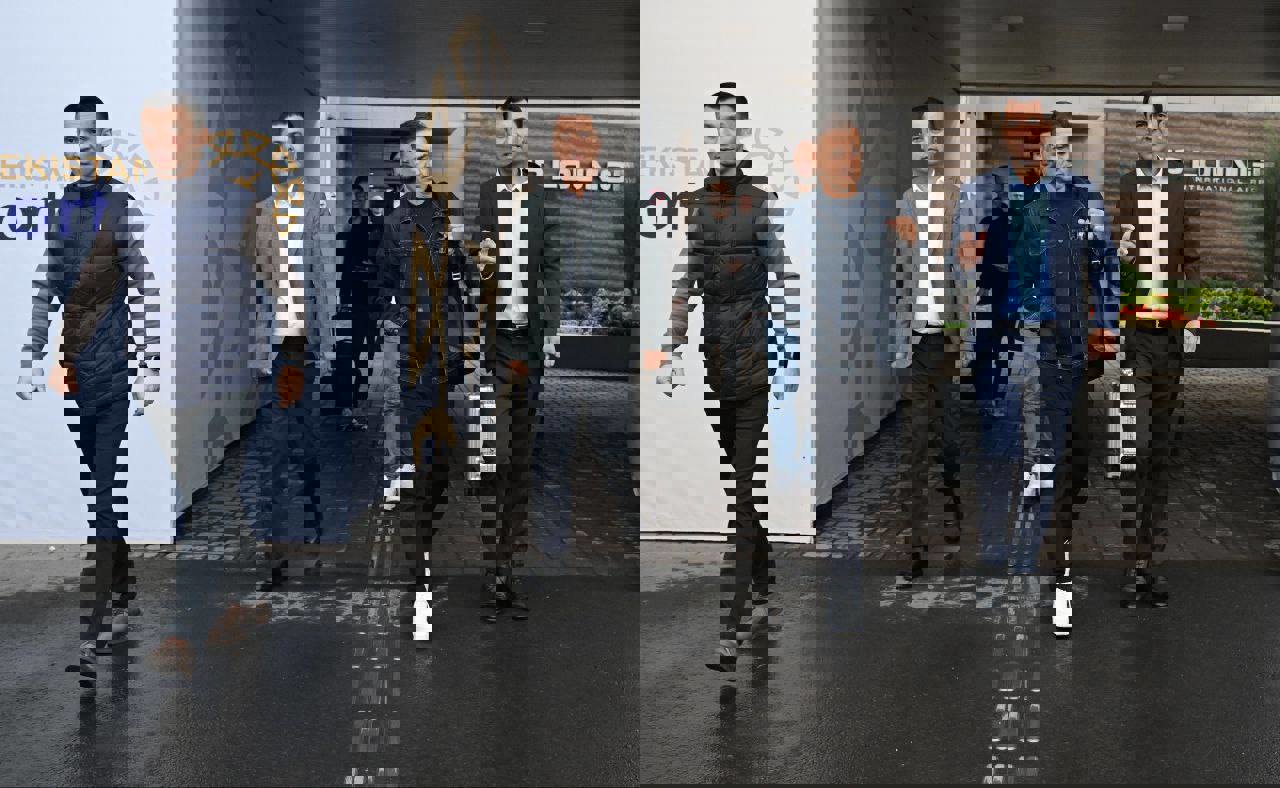 2244673