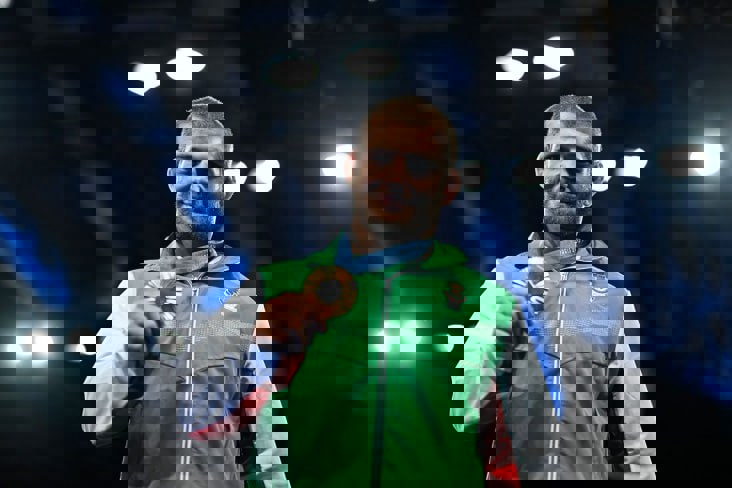 2244936