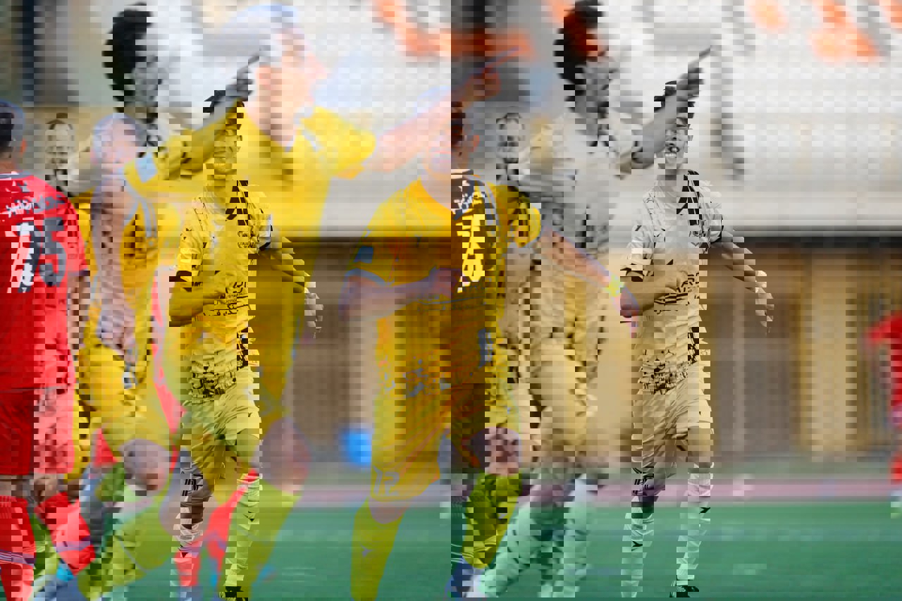 2245083