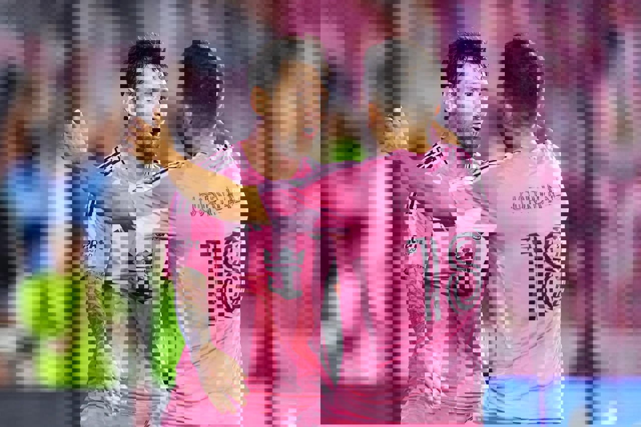 2245135