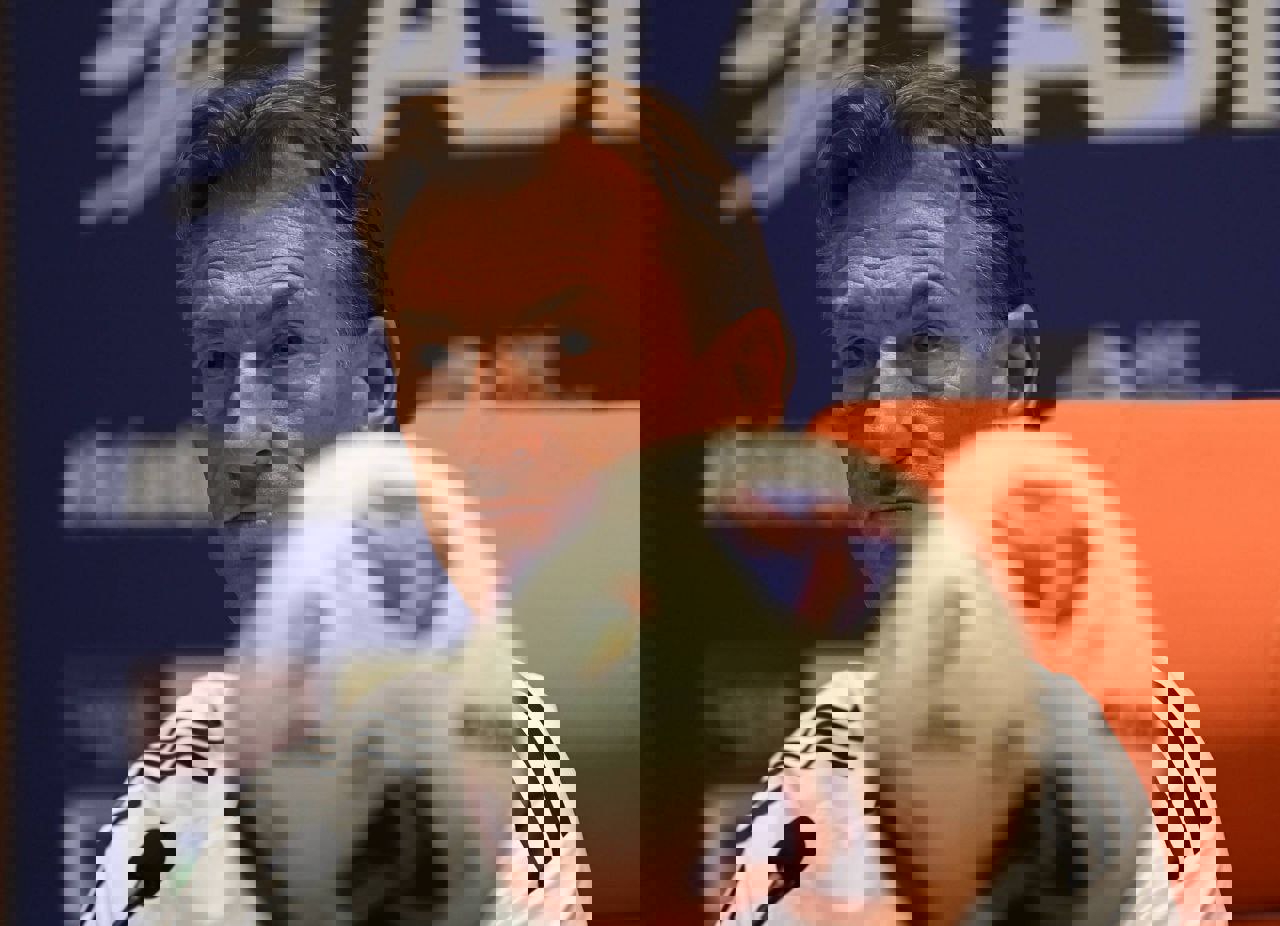 2245128