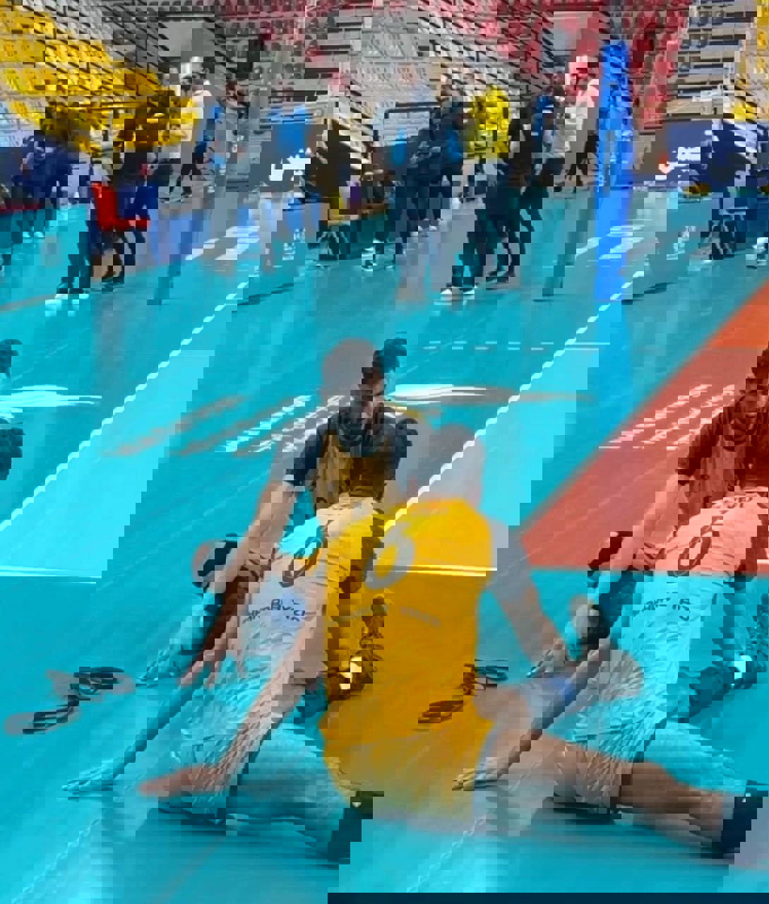 2245121