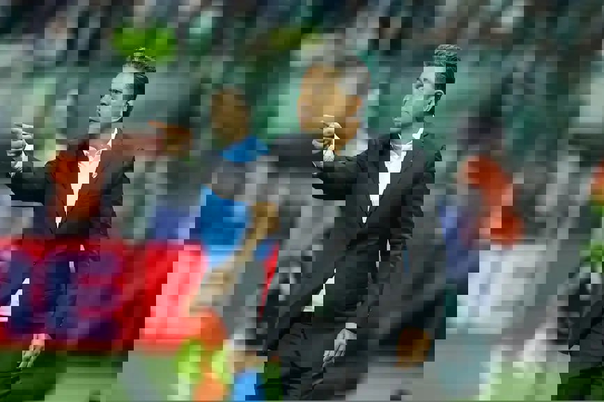 2245609