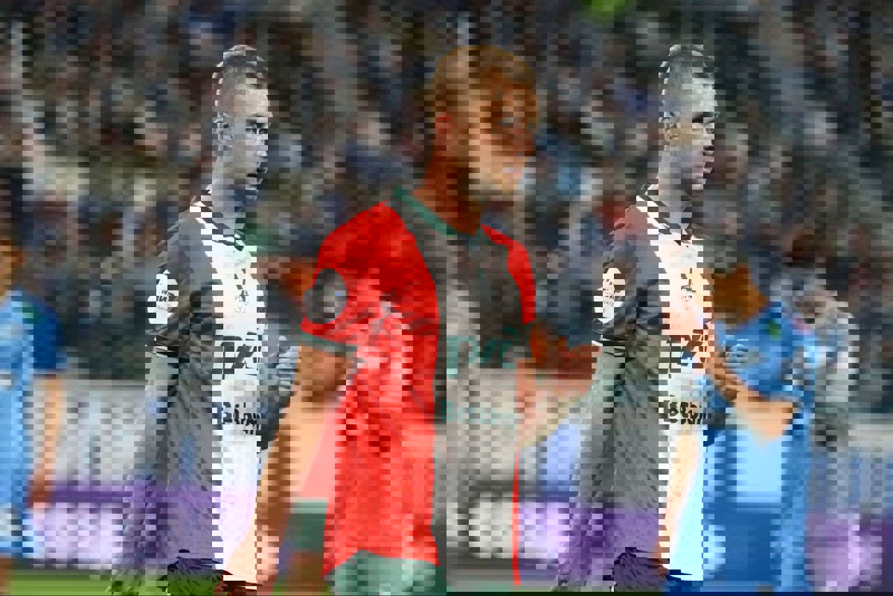 2245281
