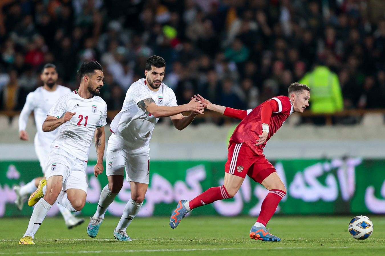 گزارش زنده: روسیه 0- ایران 0