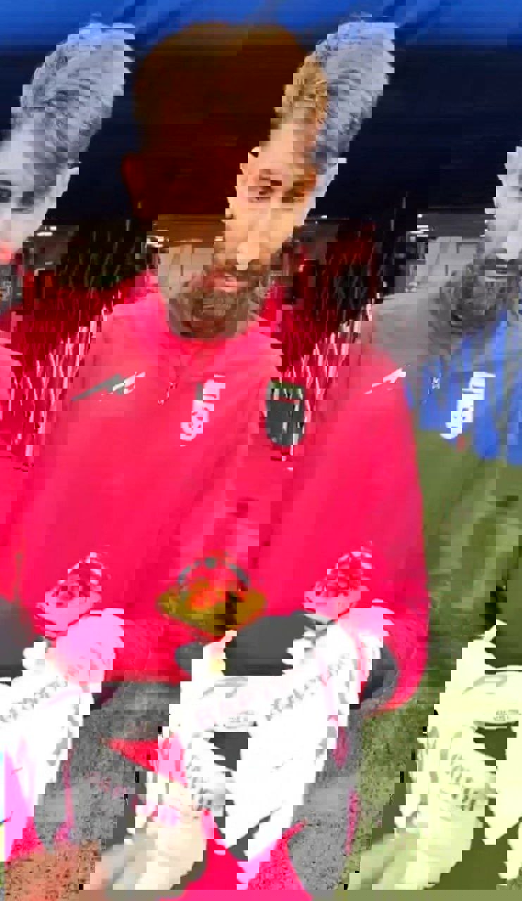 2245948