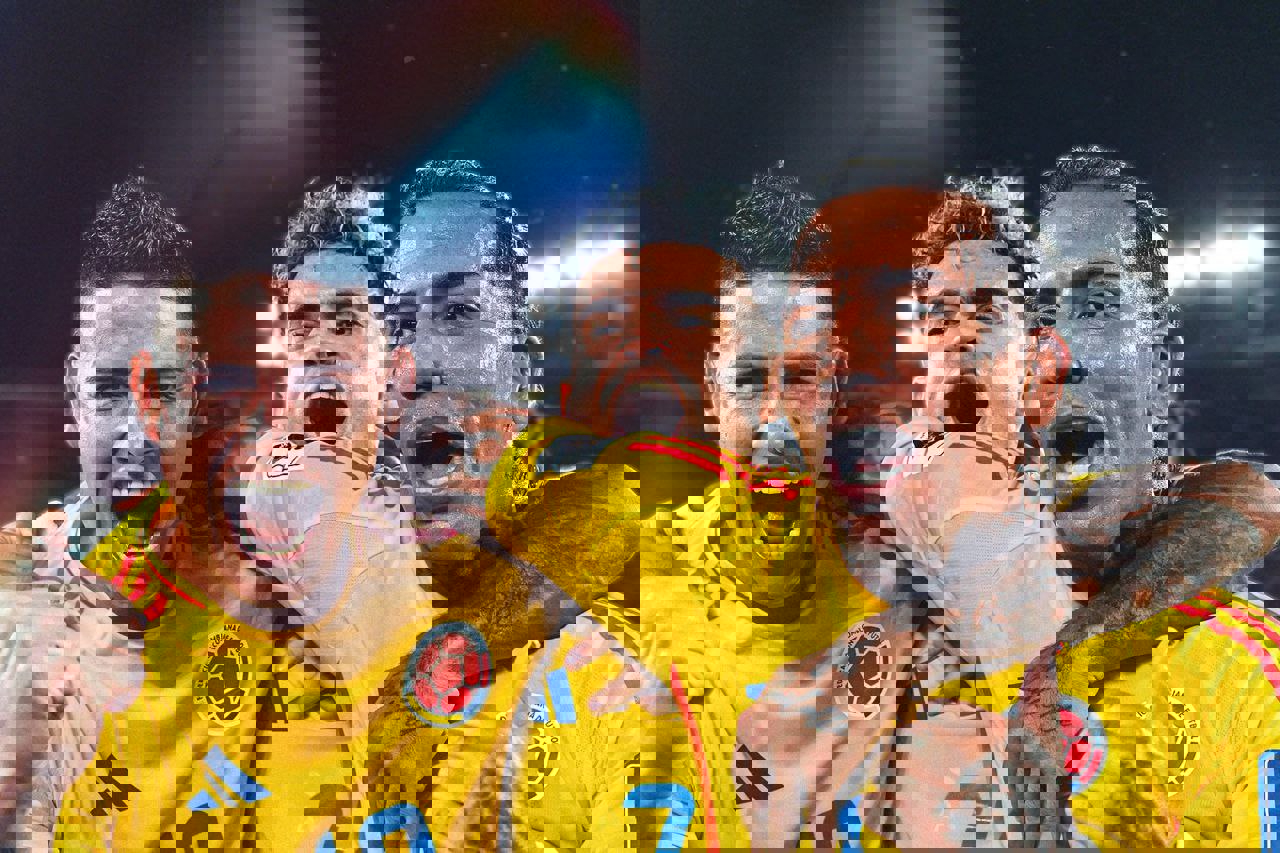 2245692