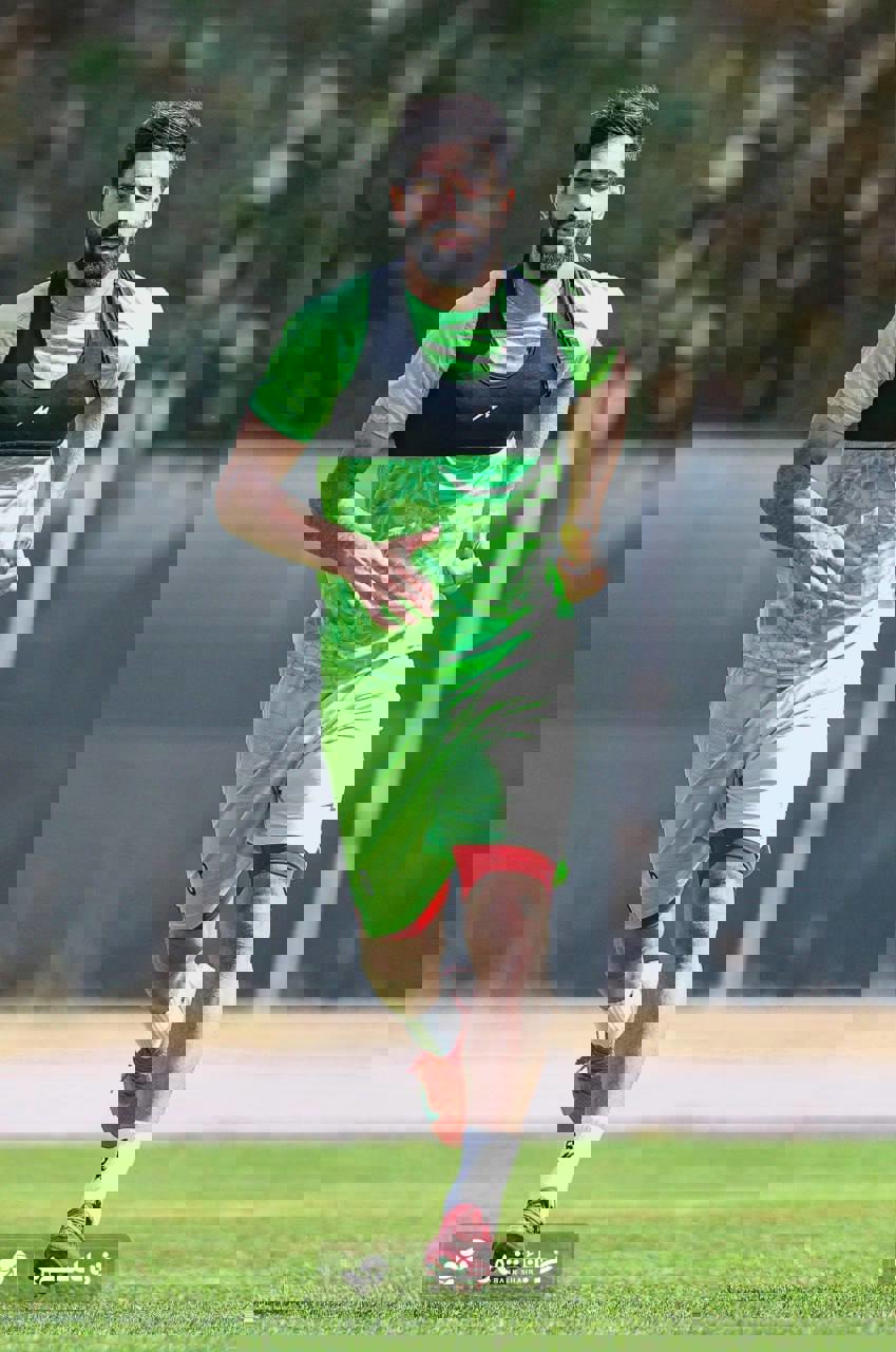 2245816